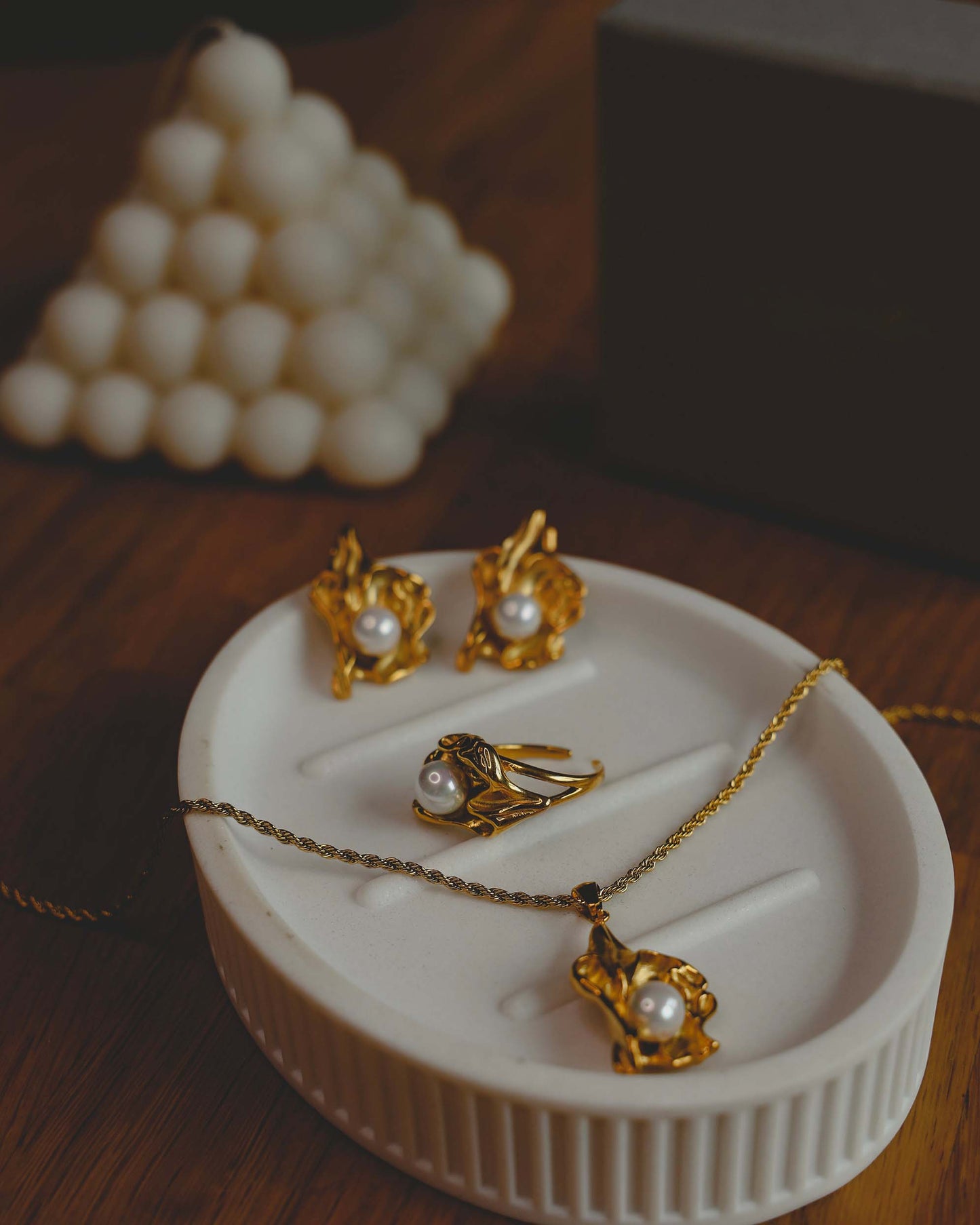Verižica "Vintage Pearl"