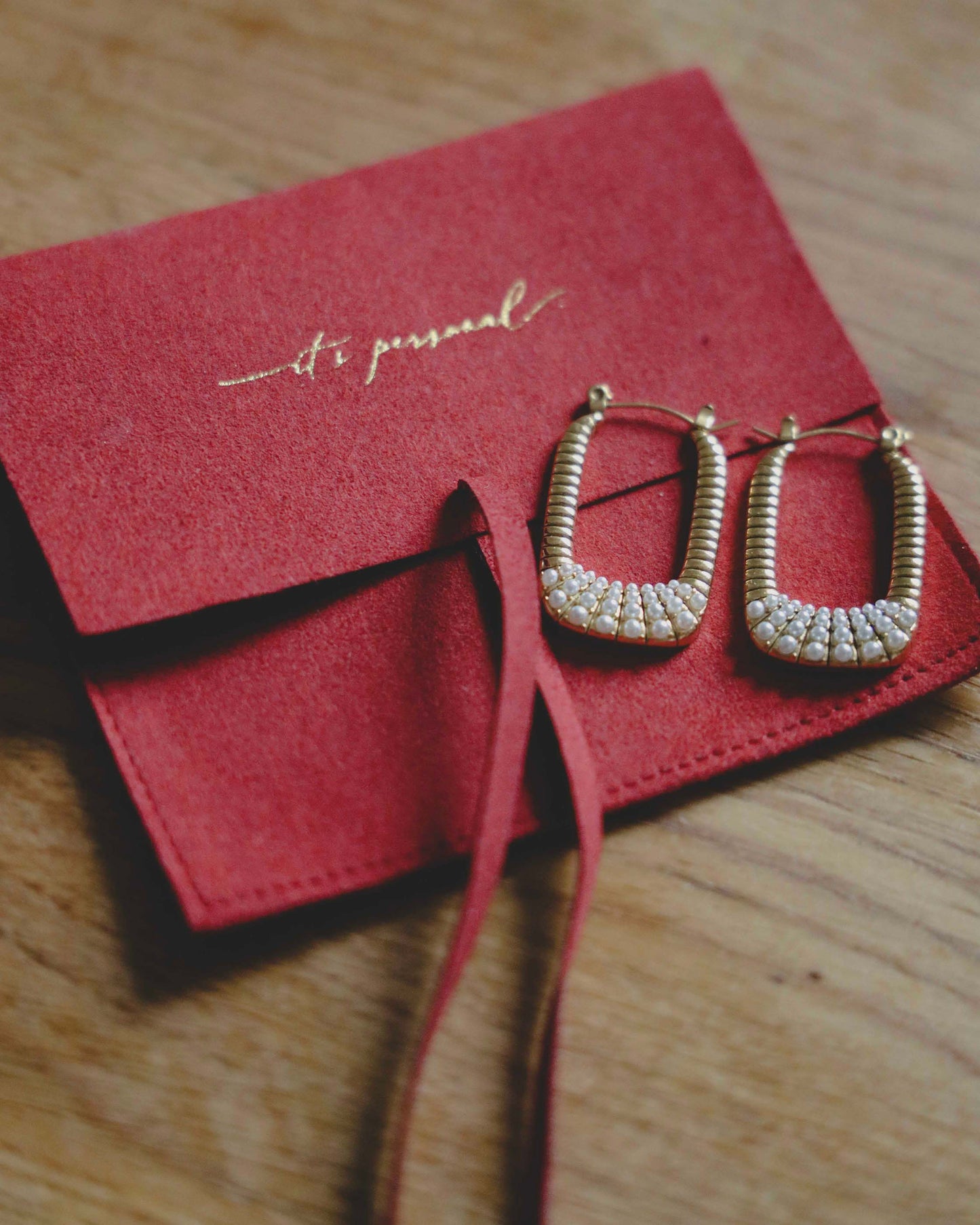 Uhani "pearl drops"